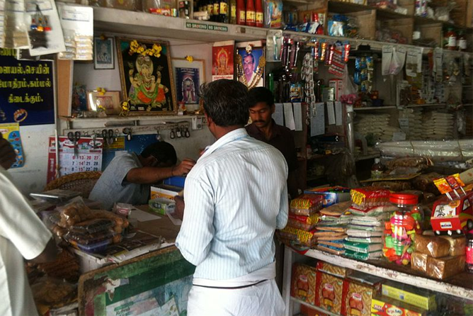 shop owner with costmer 